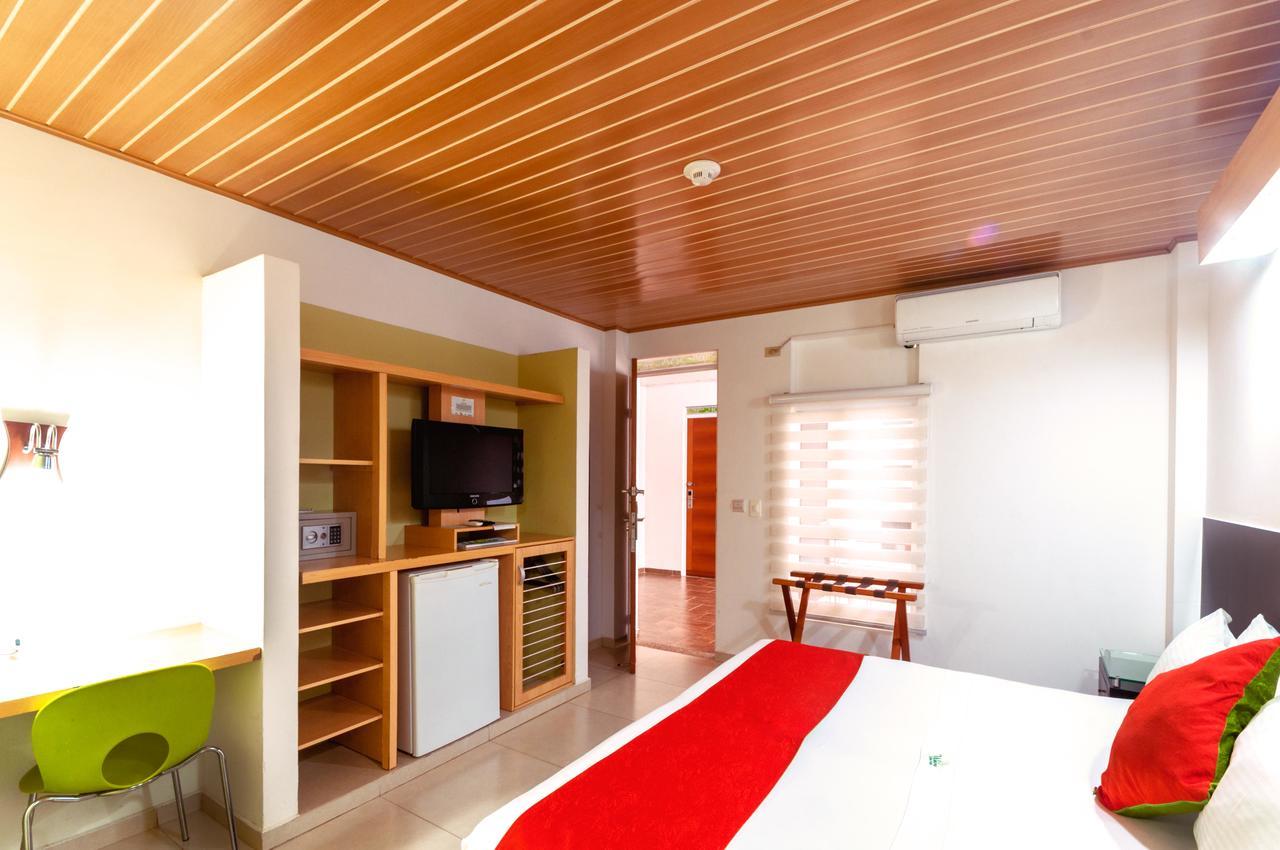 Waira Suites Летисия Экстерьер фото